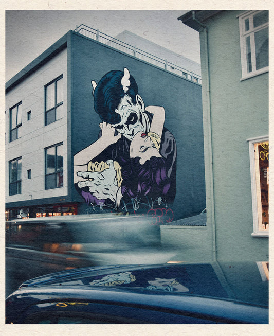 Twihard: Finding Laughter and Community in a Twilight Parody